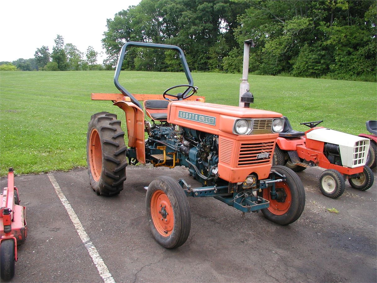 KUBOTA L260 USZCZELKA GŁOWICY